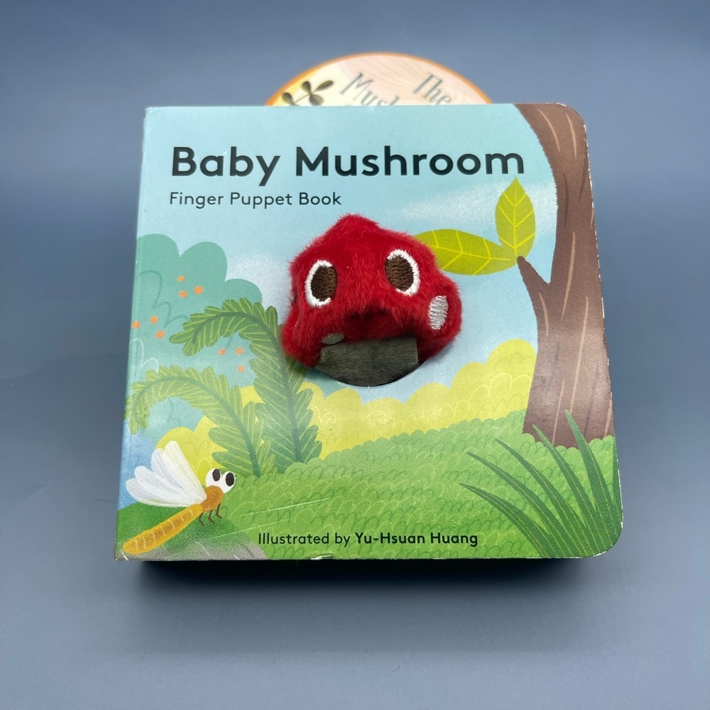Baby Mushroom: Finger Puppet Book (Little Finger Puppet), NWOT - Picture 5 of 9